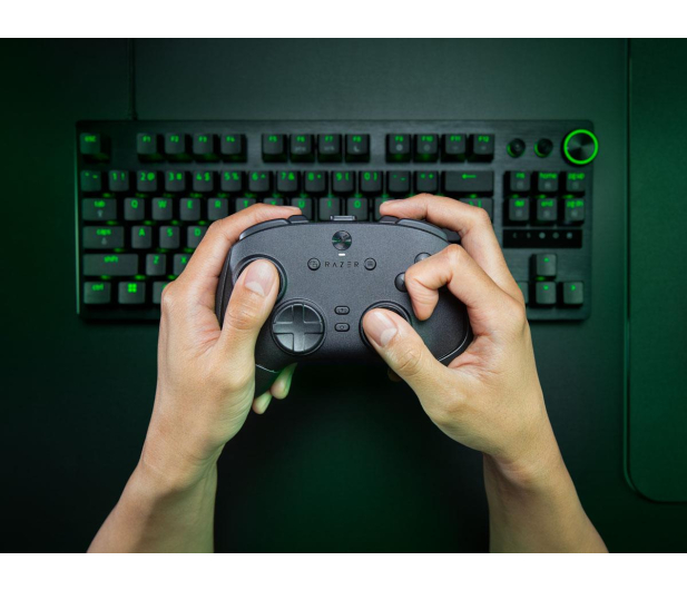 Razer Wolverine V3 Pro 8K PC - 1504781 - zdjęcie 8